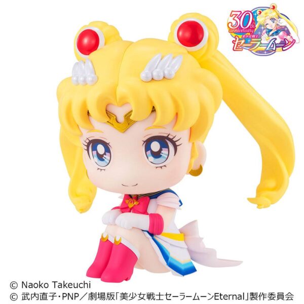 Estatua Look Up Super Sailor Moon