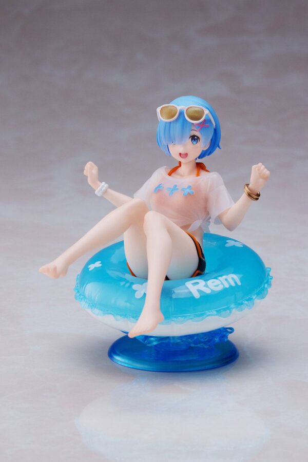 Descubre el apasionante mundo de Estatua Rem Aqua Float Girls.