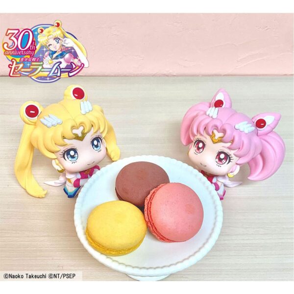 Estatuas Sailor Moon y Sailor Chibi