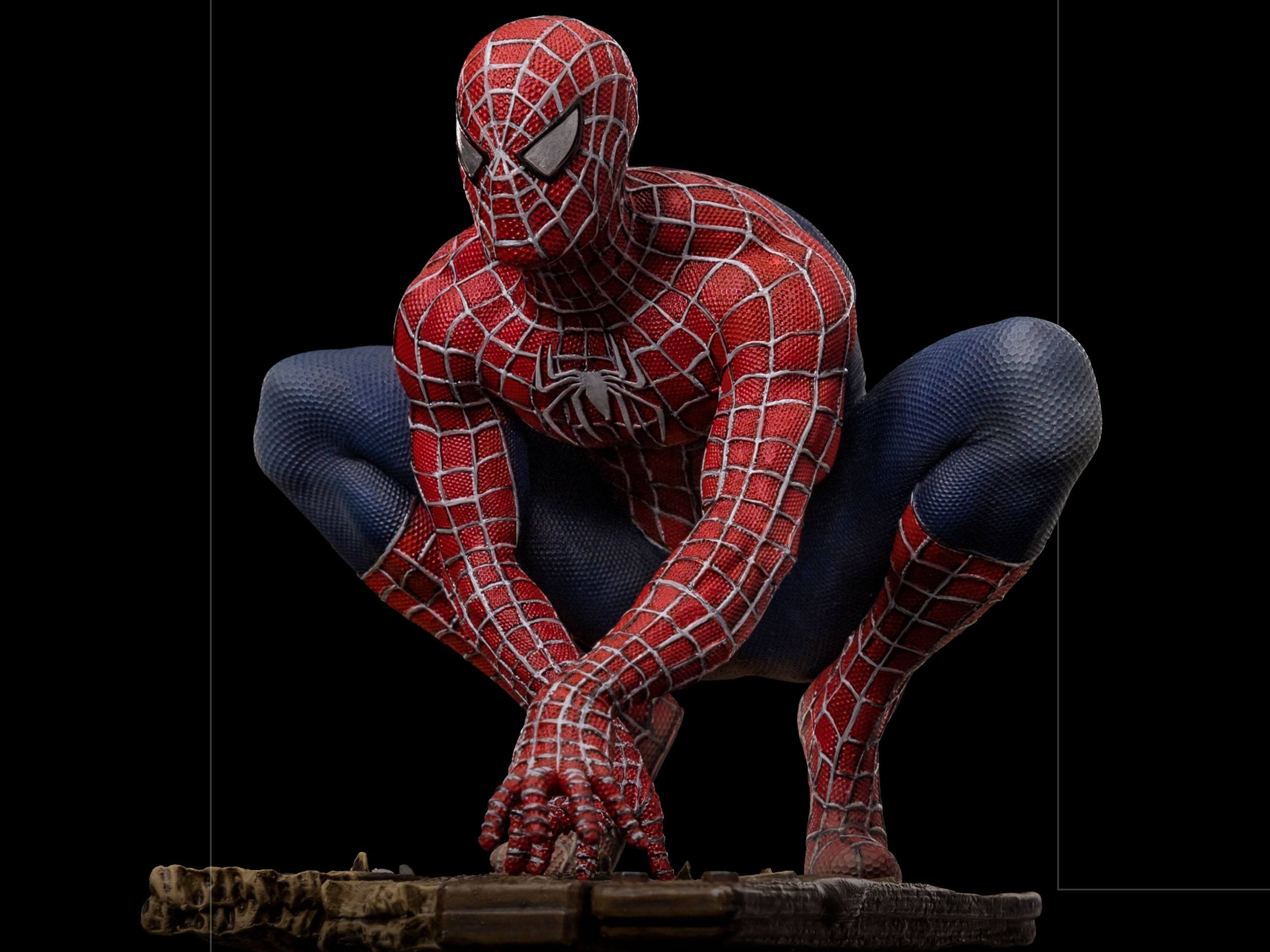 Estatua Deluxe Spider-Man Peter 2