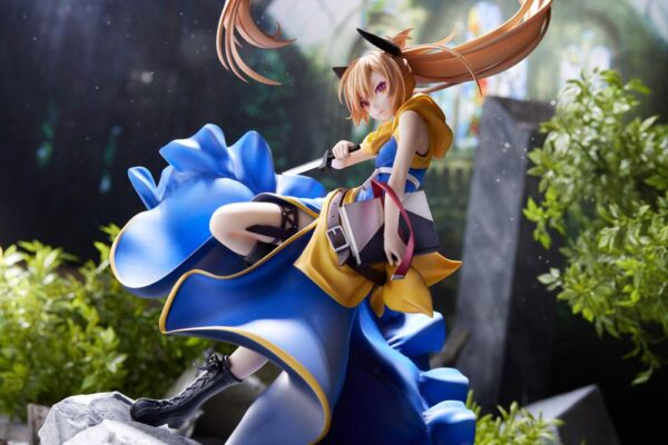 Descubre el apasionante mundo de Estatua Menou AmiAmi LTD Edition.