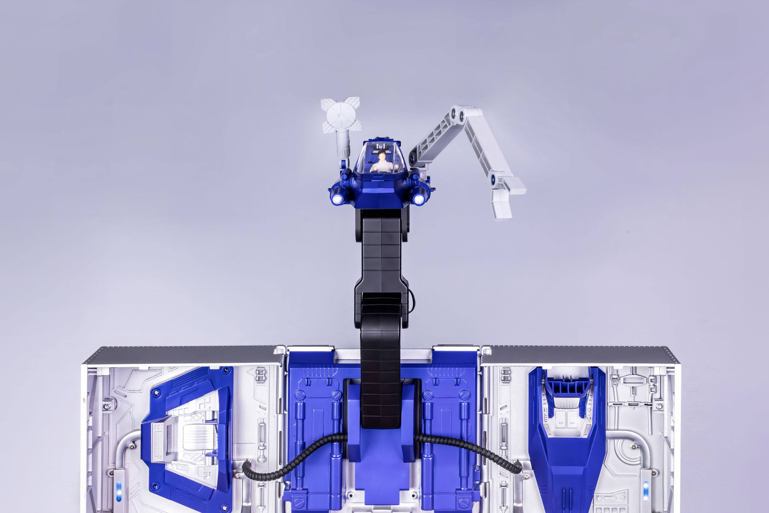 Robot Optimus Prime Flagship Trailer Kit Transformers