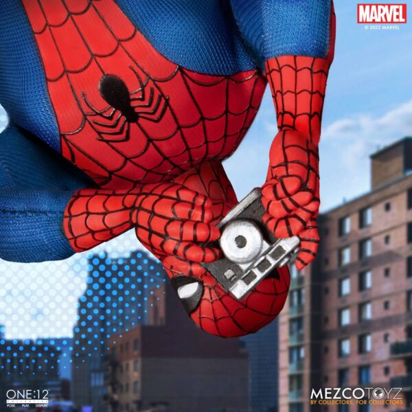 Descubre el apasionante mundo de Figura The Amazing SpiderMan Deluxe.