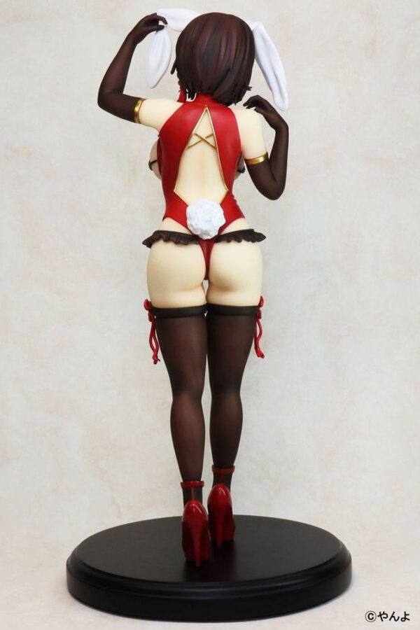 Estatua Yui Red Bunny