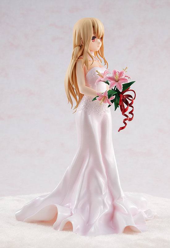 Estatua Illyasviel von Einzbern Wedding Dress