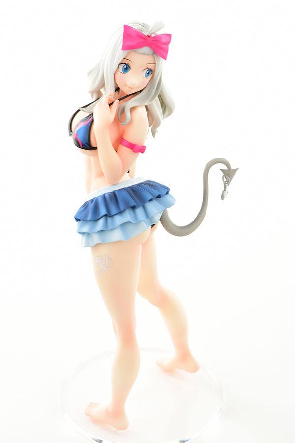 Estatua Mirajane Strauss Swimwear Blue