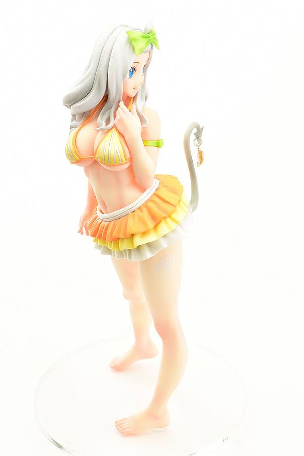 Estatua Mirajane Strauss Swimwear Yellow