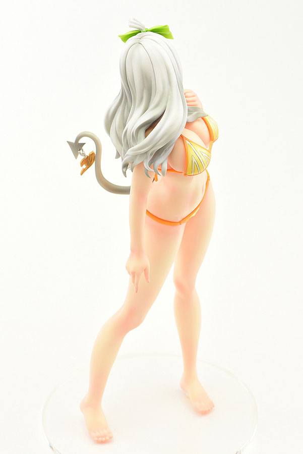 Estatua Mirajane Strauss Swimwear Yellow