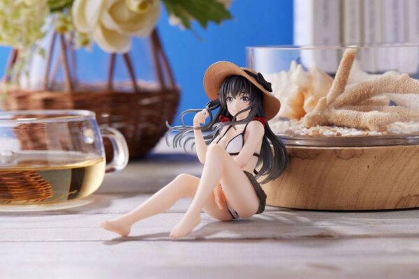 Descubre el apasionante mundo de Estatua Yukino Yukinoshita 20cm.