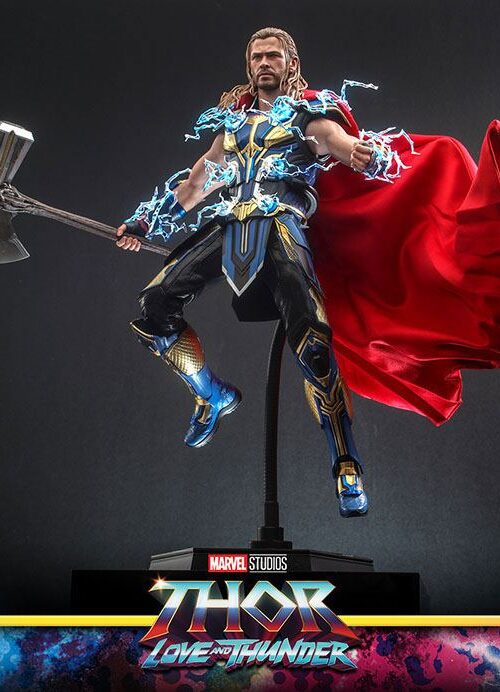 Figura Thor Love and Thunder Deluxe Version