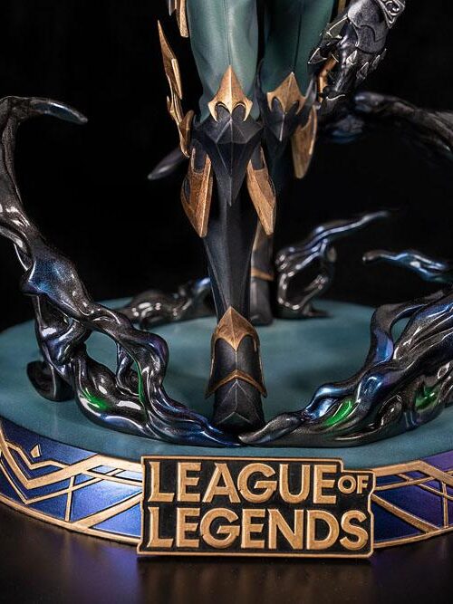 Descubre el apasionante mundo de Estatua League of Legends Viego 35cm.