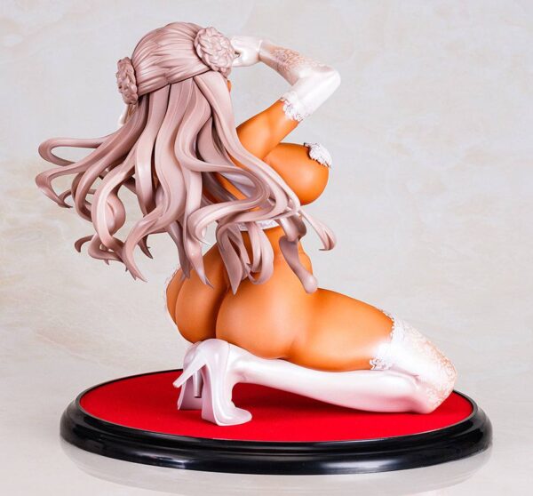 Descubre el apasionante mundo de Estatua Original Character Karin Krishuna.