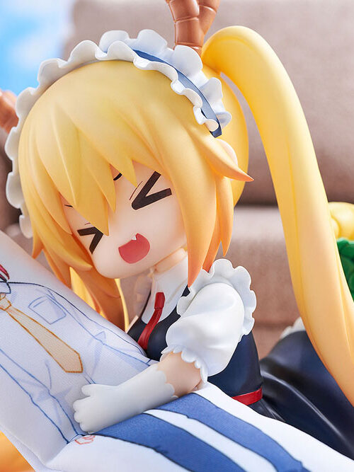 Descubre el apasionante mundo de Estatua Kobayashi Dragon Maid Tohru.