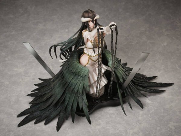 Descubre el apasionante mundo de Estatua Overlord Albedo White Dress.