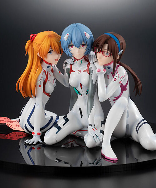 Descubre el apasionante mundo de Estatua Evangelion Asuka Rei Mari Newtype.