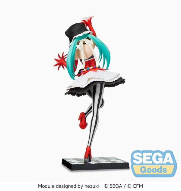 Descubre el apasionante mundo de Estatua Project DIVA Arcade Hatsune Miku.