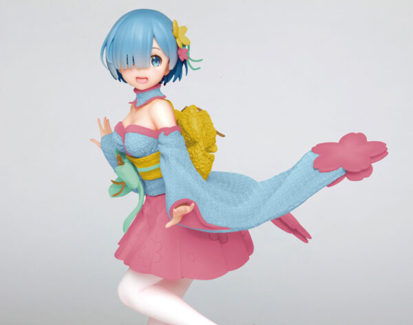 Descubre el apasionante mundo de Estatua ReZero Precious Rem Sakura Renewal.
