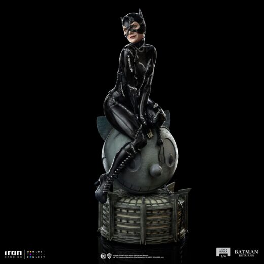 Estatua Batman Returns Legacy Catwoman