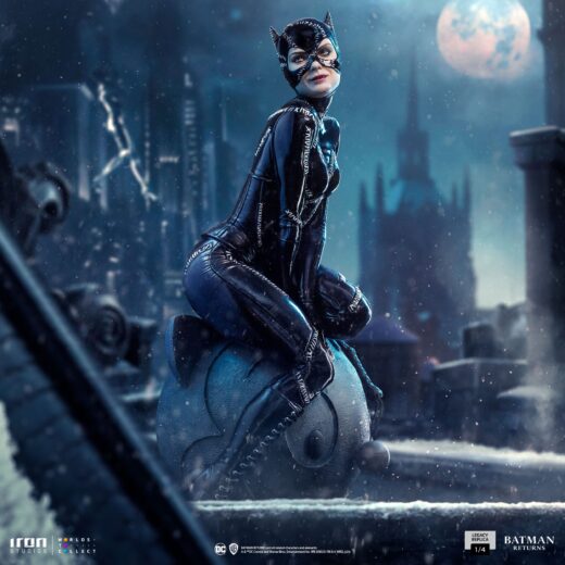 Estatua Batman Returns Legacy Catwoman