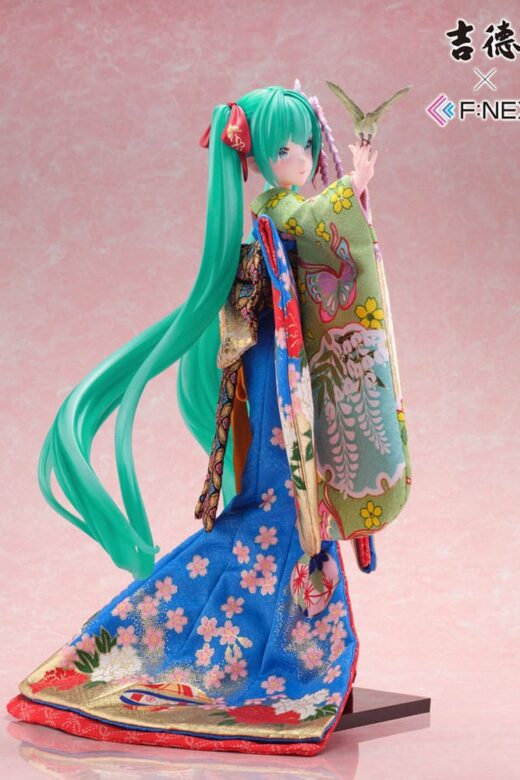 Estatua Hatsune Miku Japanese Doll