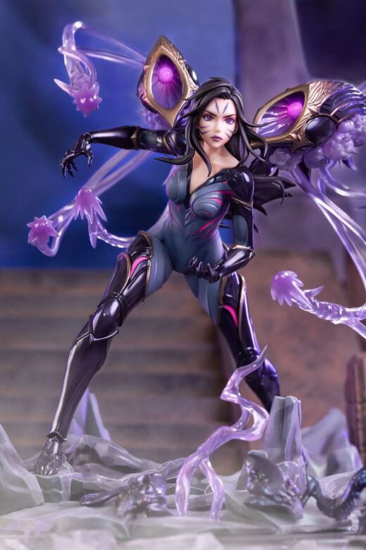 Descubre el apasionante mundo de Estatua League of Legends KaiSa 30 cm.