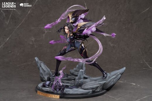 Descubre el apasionante mundo de Estatua League of Legends KaiSa 30 cm.