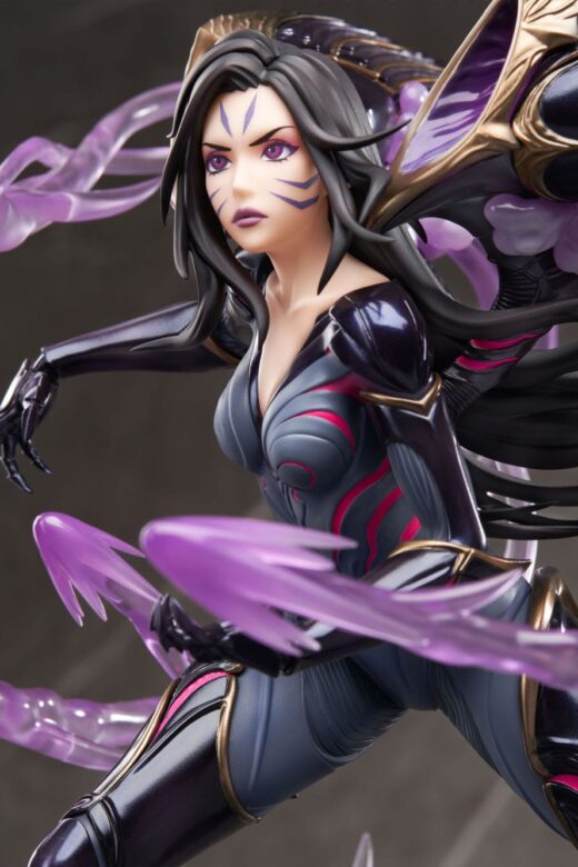 Descubre el apasionante mundo de Estatua League of Legends KaiSa 30 cm.