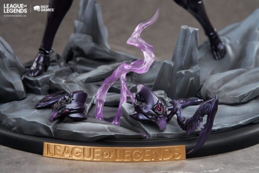 Descubre el apasionante mundo de Estatua League of Legends KaiSa 30 cm.