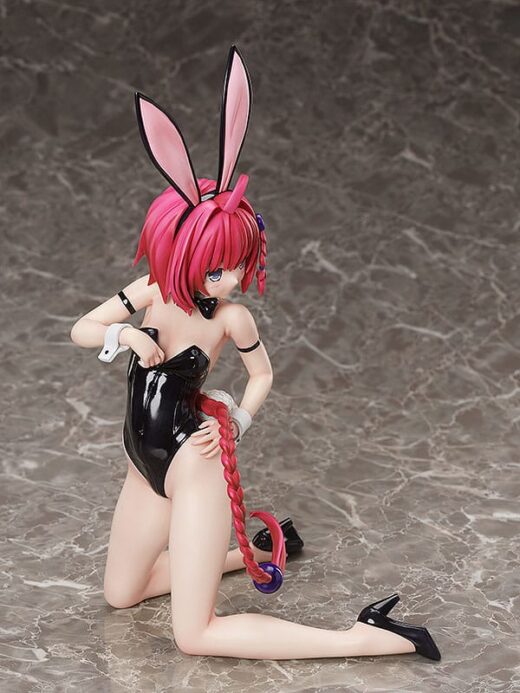 Estatua Mea Kurosaki Bare Leg Bunny