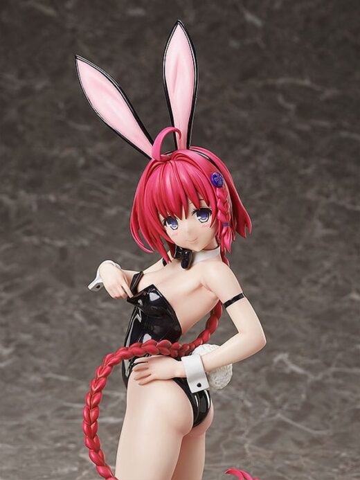 Estatua Mea Kurosaki Bare Leg Bunny