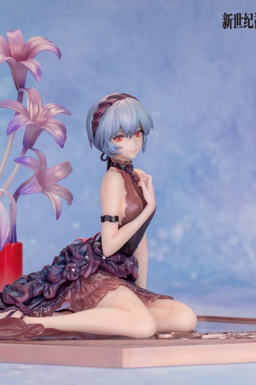 Descubre el apasionante mundo de Estatua Rei Whisper of Flower Version.