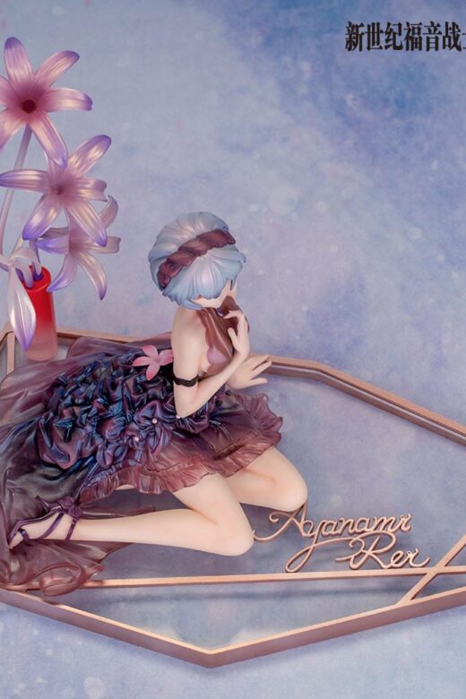 Descubre el apasionante mundo de Estatua Rei Whisper of Flower Version.