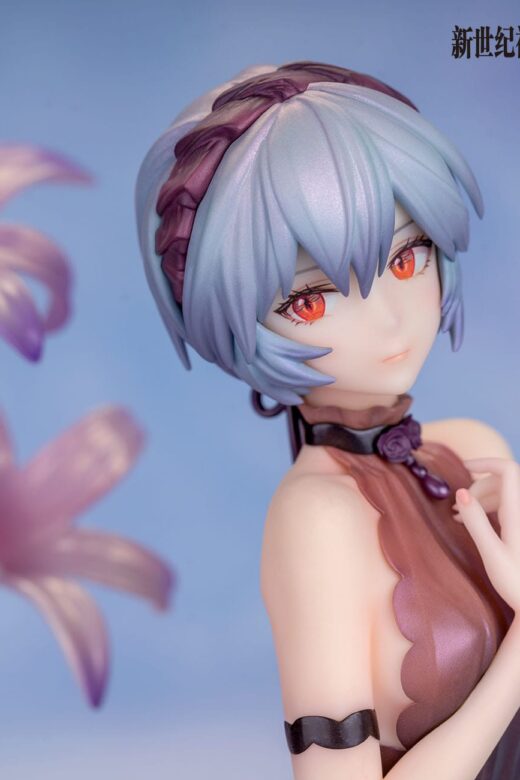 Descubre el apasionante mundo de Estatua Rei Whisper of Flower Version.