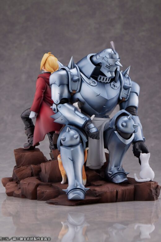 Estatua Edward Elric and Alphonse