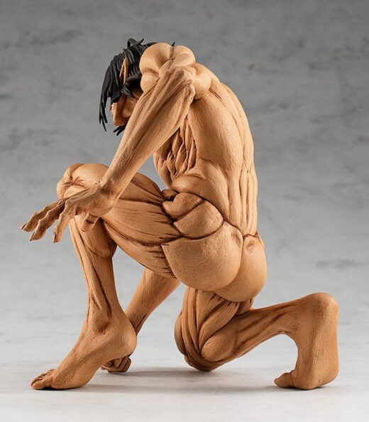 Estatua Eren Yeager Attack Titan Relanzamiento