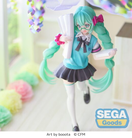 Estatua Hatsune Miku 16th Anniversary Booota Version