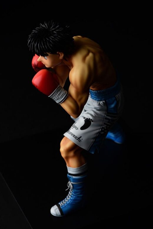 Estatua Ippo Makunouchi fighting pose