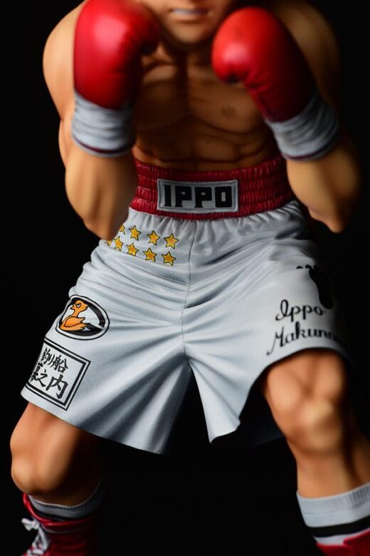 Estatua Ippo Makunouchi fighting pose damage