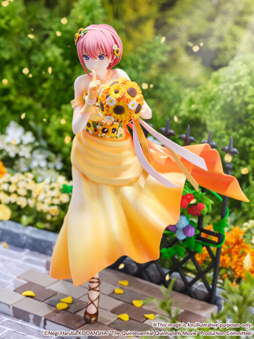 Estatua SHIBUYA SCRAMBLE Ichika Floral Dress