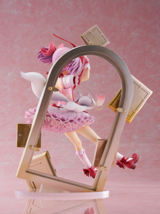 Puella Magi Madoka Magica Estatuas Kaname Madoka y Kyuubey