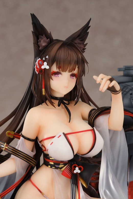 Descubre el apasionante mundo de Estatua Amagi Wending Waters Azur Lane.