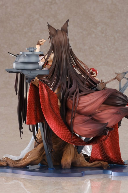 Descubre el apasionante mundo de Estatua Amagi Wending Waters Azur Lane.