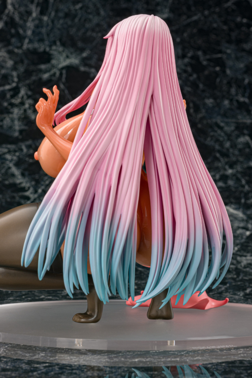 Descubre el apasionante mundo de Figura Neneneji Pink Hair-chan Kuro Gal Original Character.