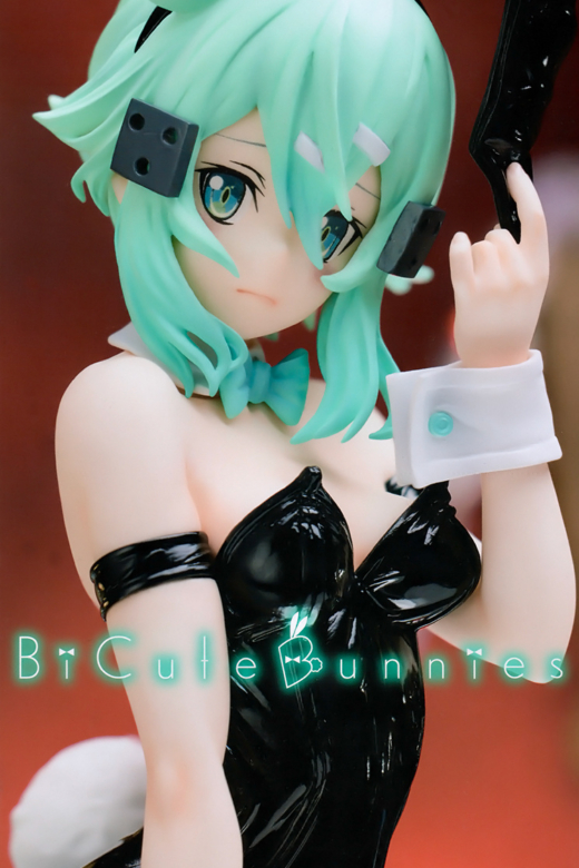 Descubre el apasionante mundo de Figura BiCute Bunnies Sinon de Sword Art Online.