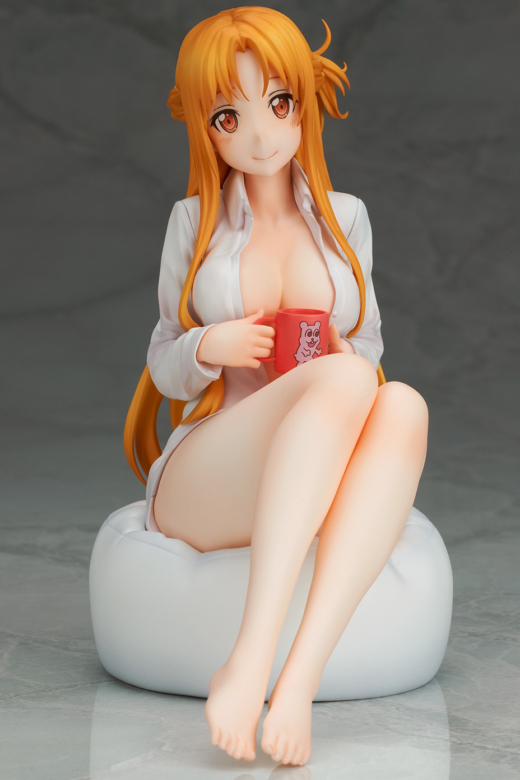 Descubre el apasionante mundo de Figura Asuna Yuuki Camisa Sword Art Online Alicization.