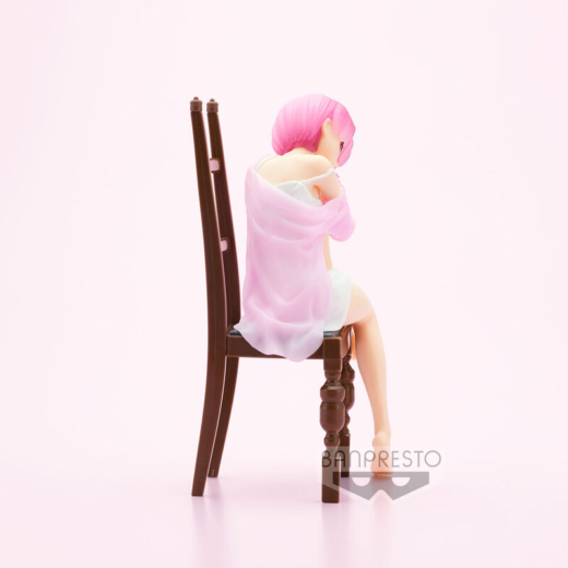 Descubre el apasionante mundo de Figura Ram Re:Zero Relax Time 18cm.