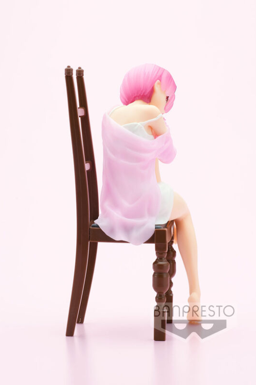 Descubre el apasionante mundo de Figura Ram Re:Zero Relax Time 18cm.