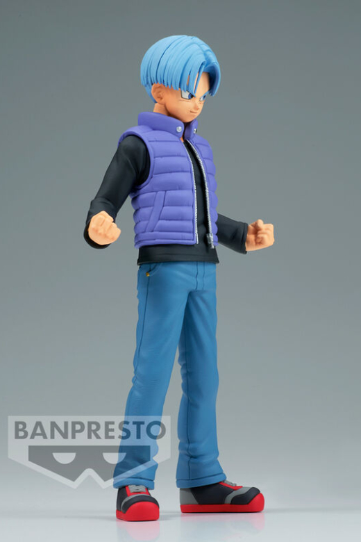 Descubre el apasionante mundo de Figura Trunks Super Hero Dragon Ball Super 15 cm.