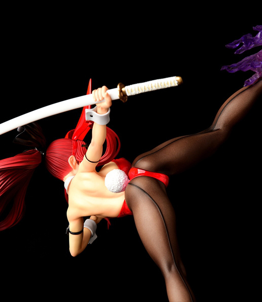 Descubre el apasionante mundo de Figura Erza Scarlet Patada Alta Versión Crimson Rabbit.