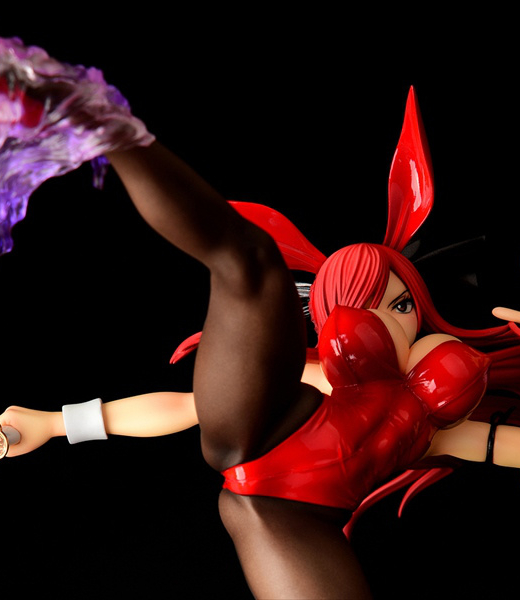 Descubre el apasionante mundo de Figura Erza Scarlet Patada Alta Versión Crimson Rabbit.